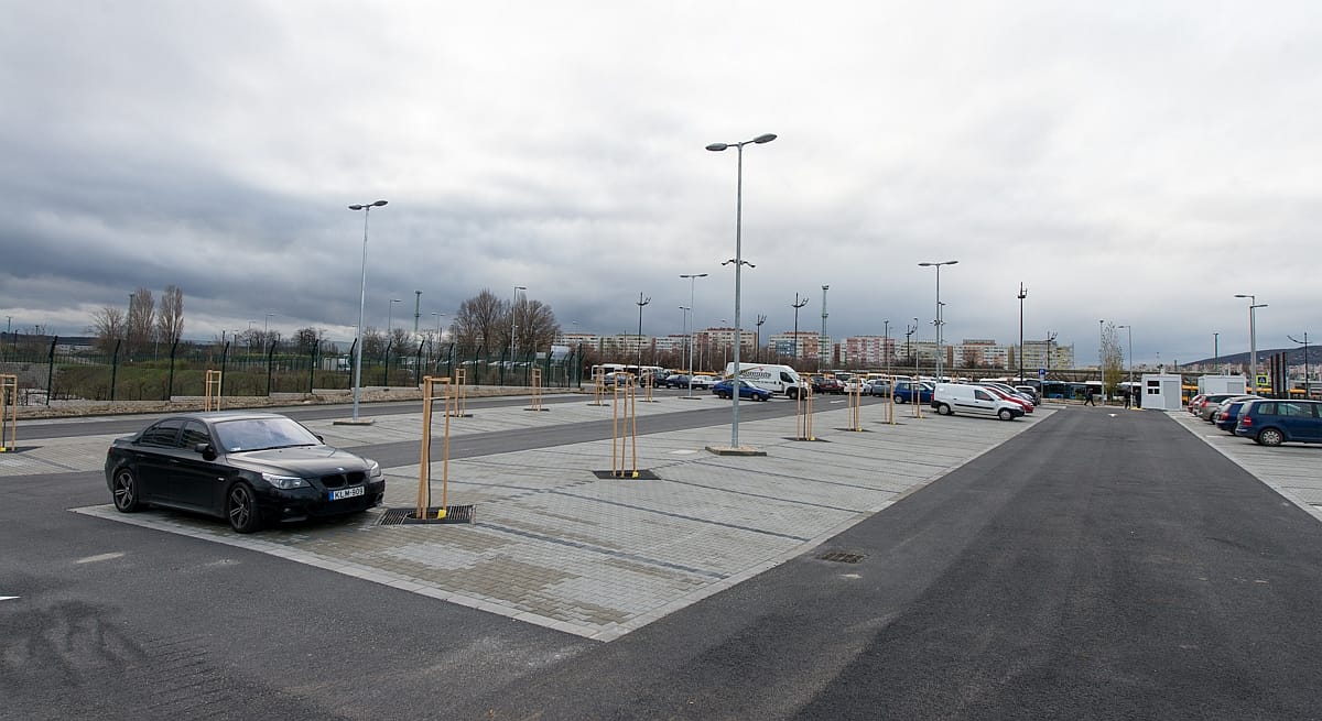 Fizetős lesz két nagy P+R parkoló Budapesten, és van más változás is