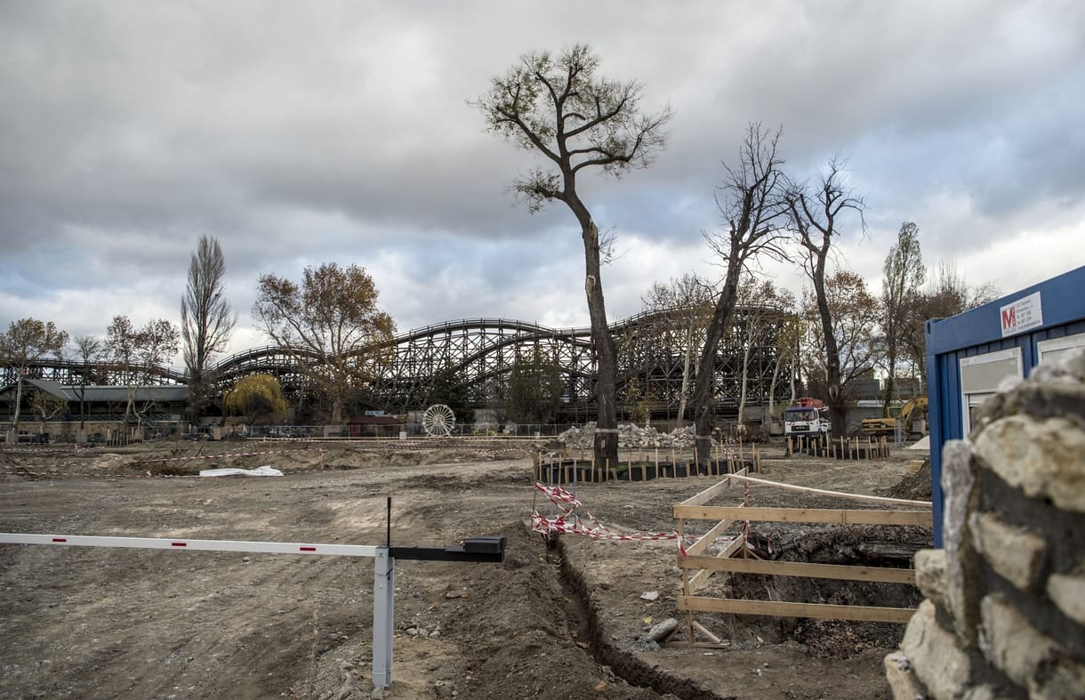 Holnemvolt mese: mérsékelten vidám, ám fölöttébb drága park az Állatkertben