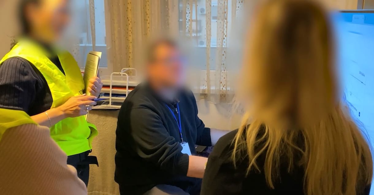 Dobozpénzt kapott a rákos betegeknek felírt gyógyszerekért a nyíregyházi főorvos, elkapták