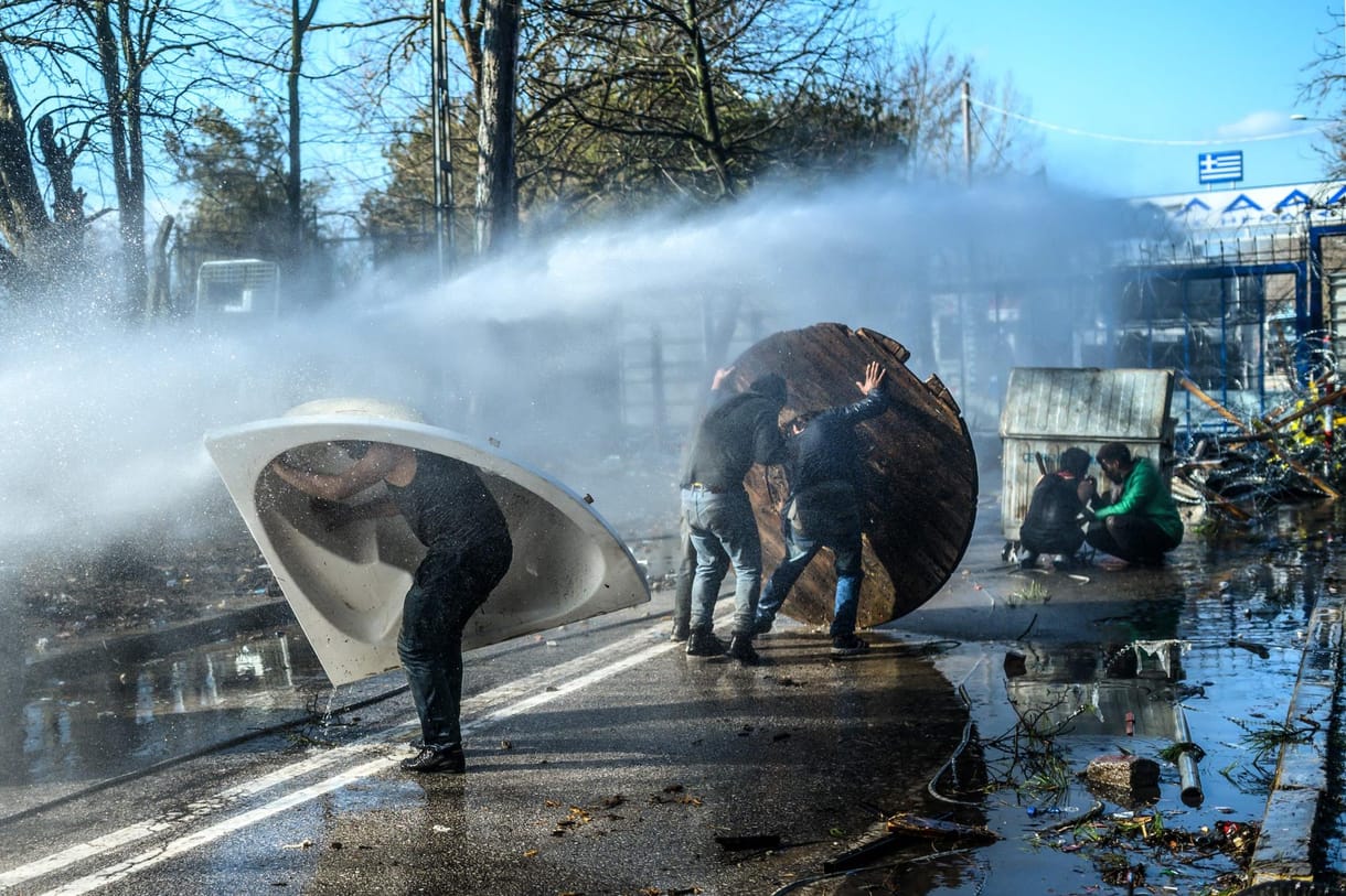 Vér, verejték, könnygáz: helyszíni riport a török–görög határról 