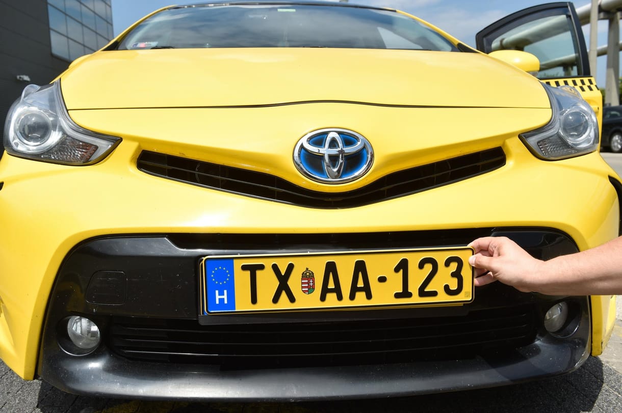 A vártnál is gyorsabban terjednek az új rendszámok