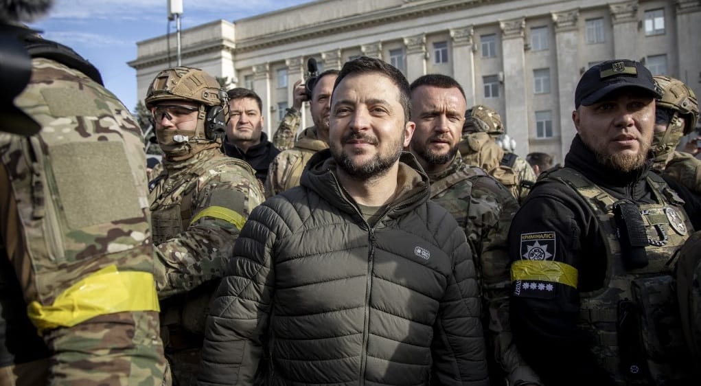 Mindkét fél Bahmutnál vonja össze a csapatait, orosz támadásokat vertek vissza az ukránok – háborús híreink 