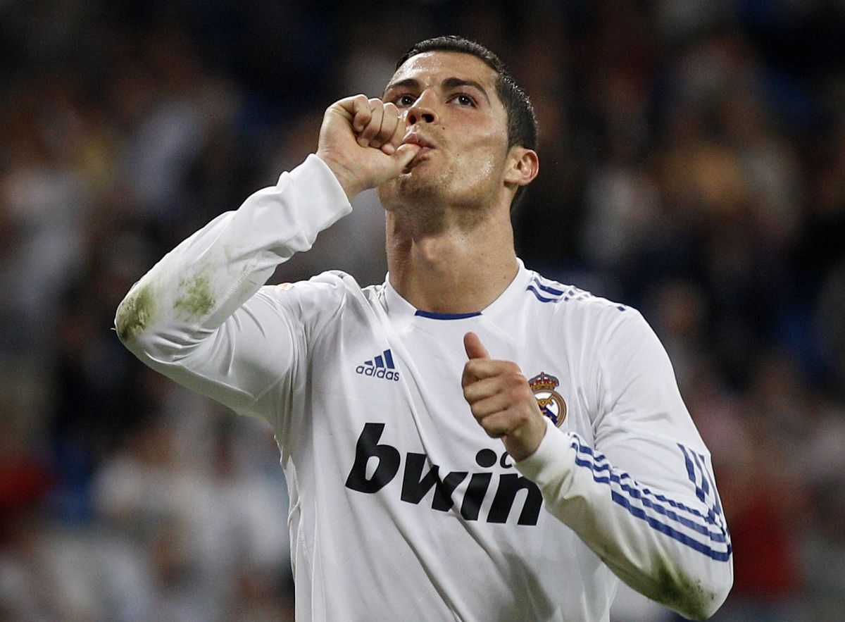 Egy laza ötöst rúgott a Real Madrid, Ronaldo megint betalált