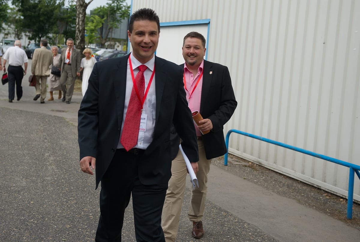 Az MSZP saját magáról: nyitott, demokratikus, baloldali néppárt
