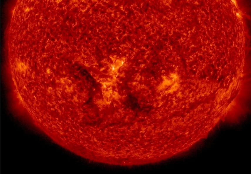 Soha nem látott timelapse készült a Napról, tökéletesen mutatja a napfoltokat