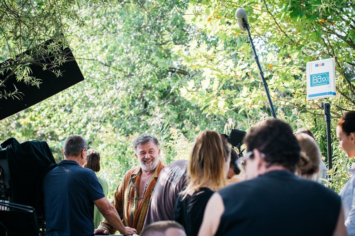 Csujával, Reviczkyvel és Szabó Győzővel indít új sorozatot az RTL Klub