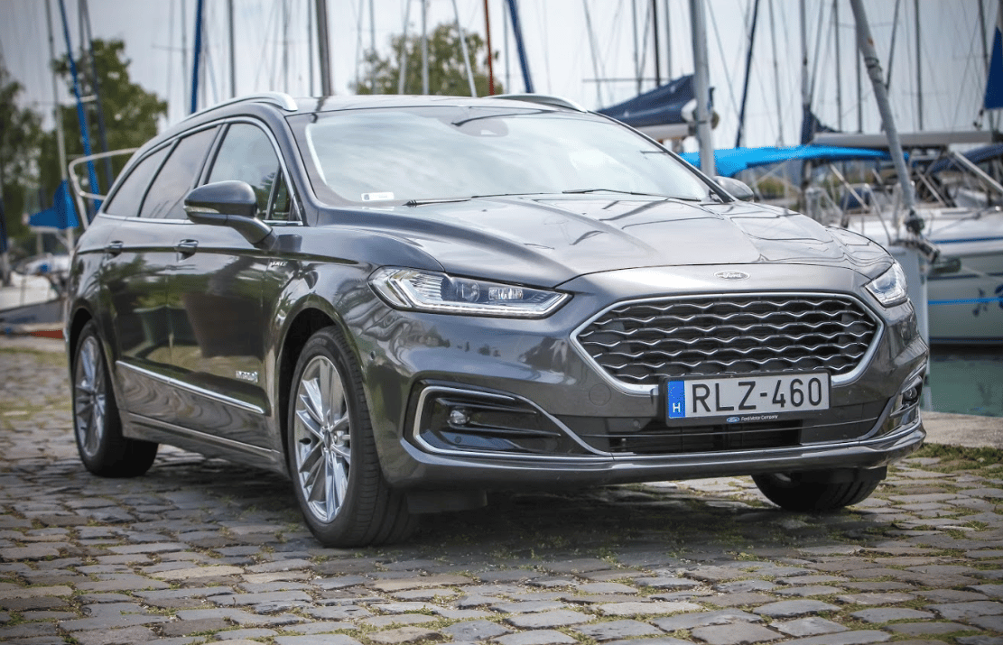 Kombiként is itt a Mondeo hibrid – bemutató