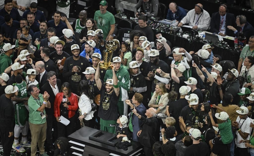Negyedszer is legyűrte a Boston a Dallast, 18. alkalommal lett az NBA bajnoka