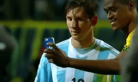 Videó: A vereség íze is édesebb, ha utána Messivel lehet szelfizni