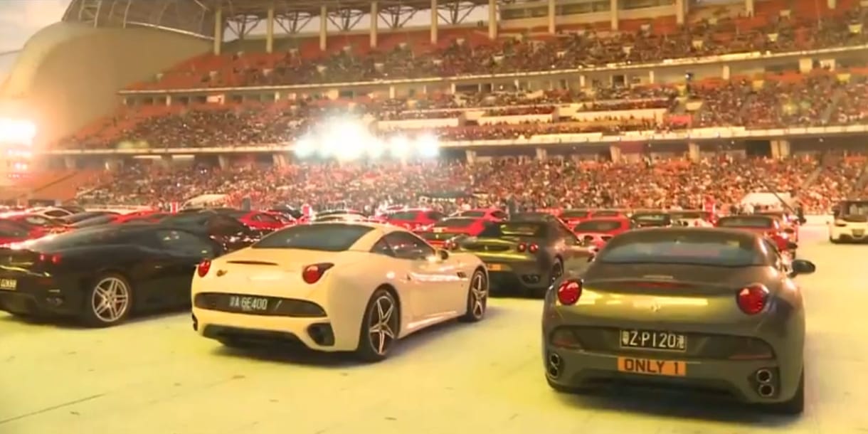 Megőrülnek a kínaiak a Ferrariért - videó