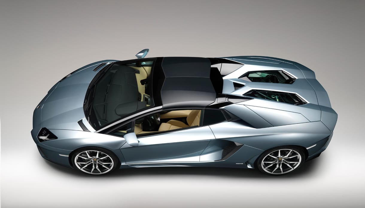 Így lehet fel- és leszerelni a Lamborghini Aventador tetejét - videó