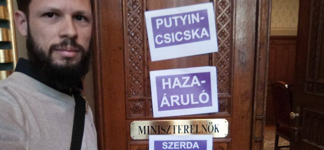Országgyűlési jegyző lett az „örökre” kitiltott Tordai Bence