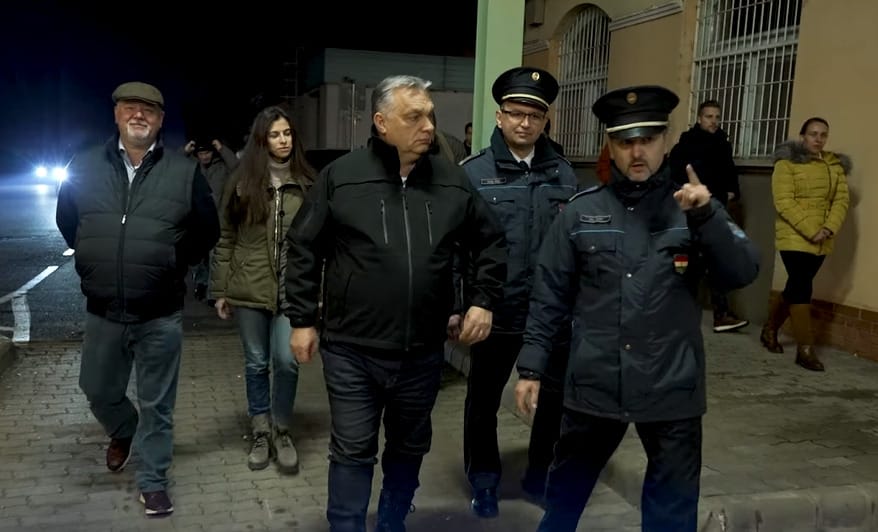 Határszemlét tartott Orbán az éjszaka