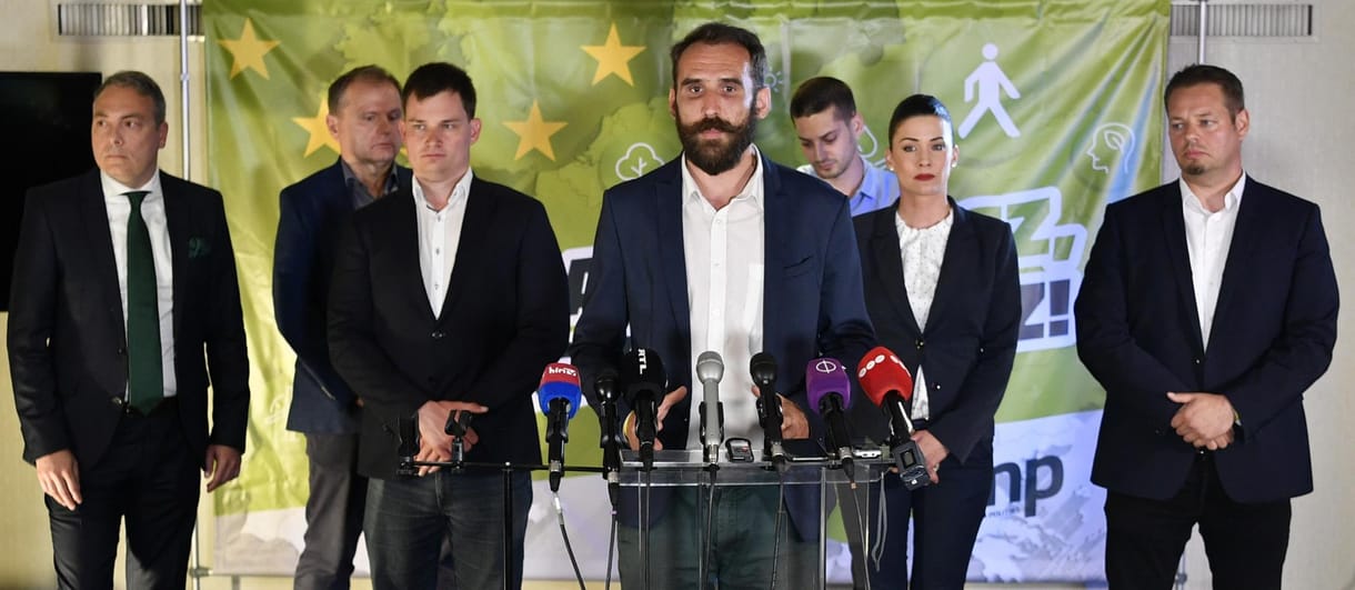 Annyira féltette egységét az LMP, hogy a megsemmisülés szélére került