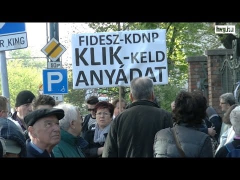 Videó: Így tüntettek az iskolák és kórházak előtt