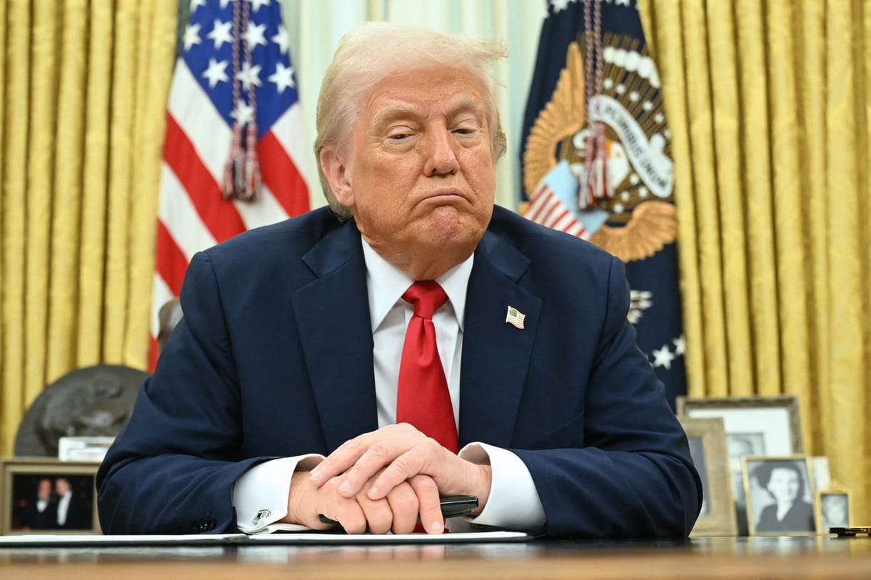 Trump felfüggesztette a büntetővámok alkalmazását, kivéve Kínával szemben