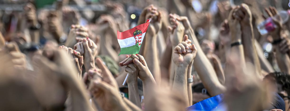 Medián: A Fidesz szavazói is érzékelik a korrupciót, de nem a rendszer, hanem egyének bűnének látják