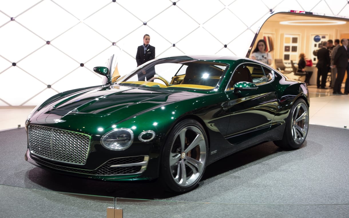 Nem totojázik a Bentley, rögtön a csúcson kezdene