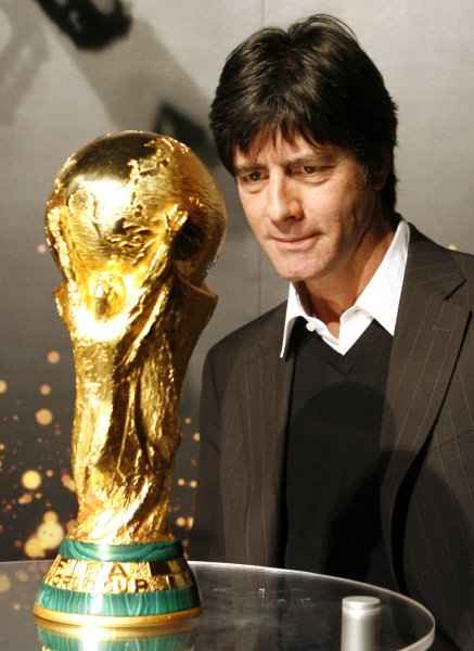 Joachim Löw 2014 nyaráig marad német futballkapitány