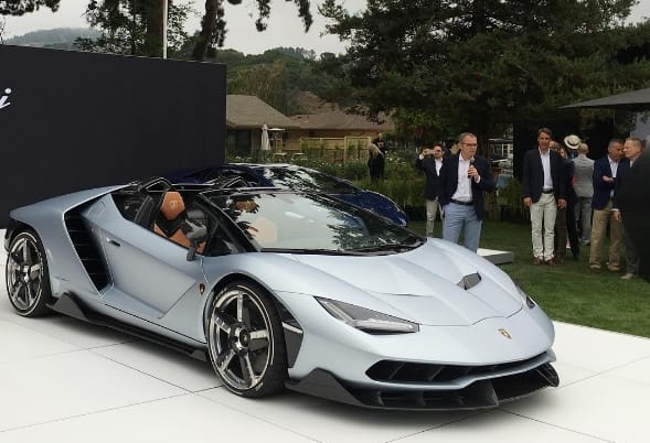 Levették a tetőt az ünnepi Lamborghiniről – és nagyon jól áll neki