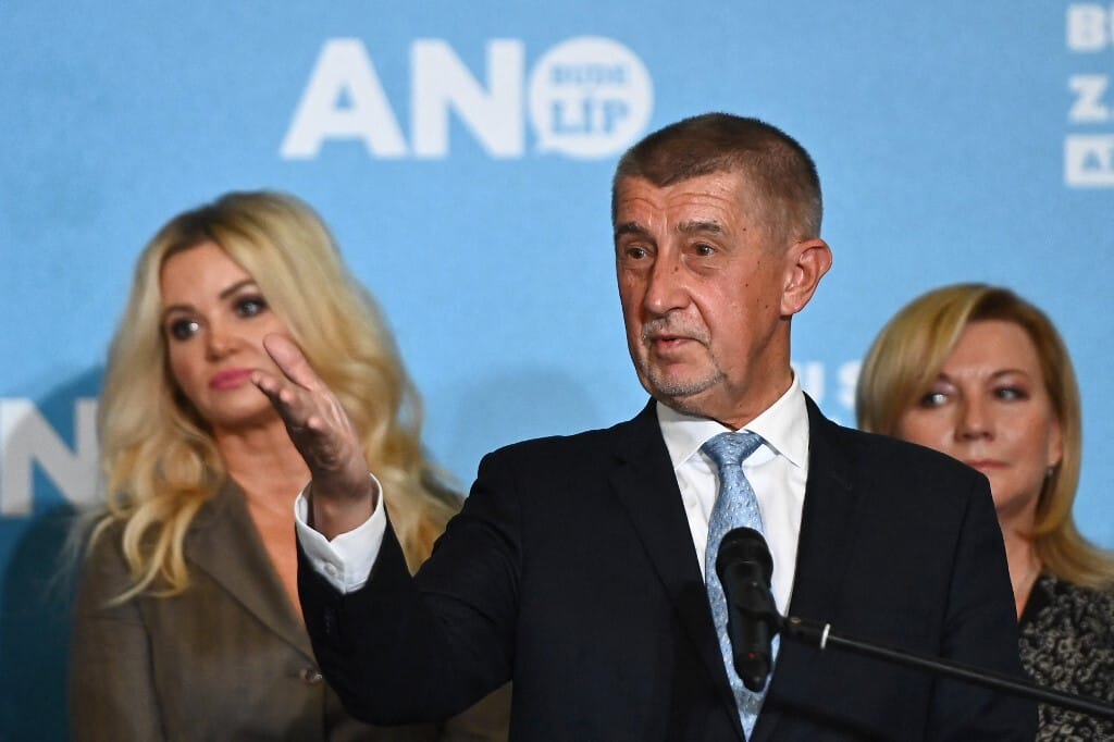 Nagyot nyert a regionális önkormányzati és szenátusi választáson Csehországban Andrej Babis pártja