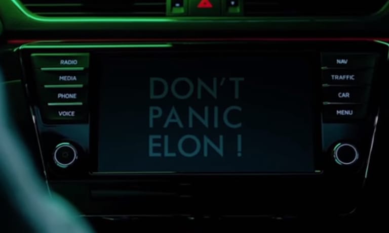 Ne ess pánikba, Elon! Videón a Skoda sikeres marsi küldetése