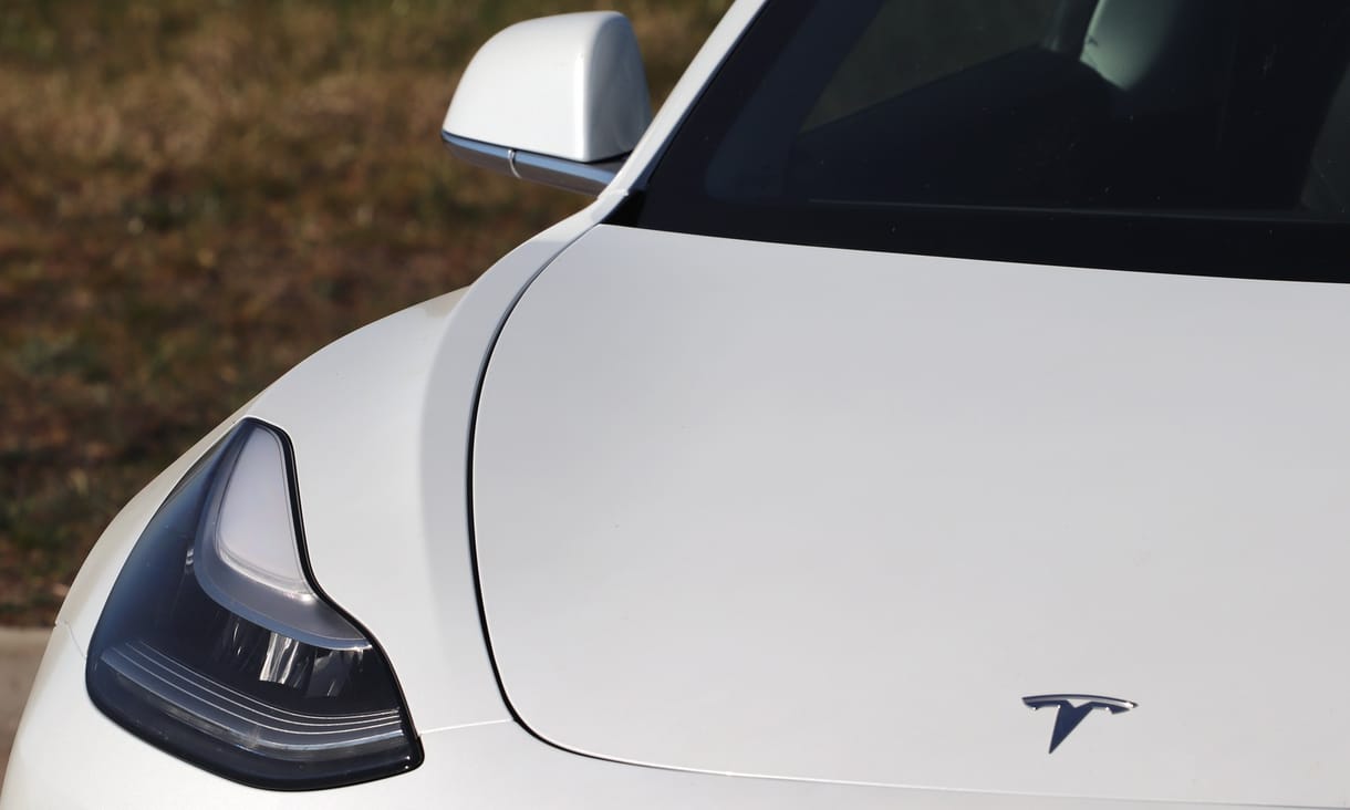 Hozzánk is megjött az elérhető árú Tesla eddiginél olcsóbb kivitele