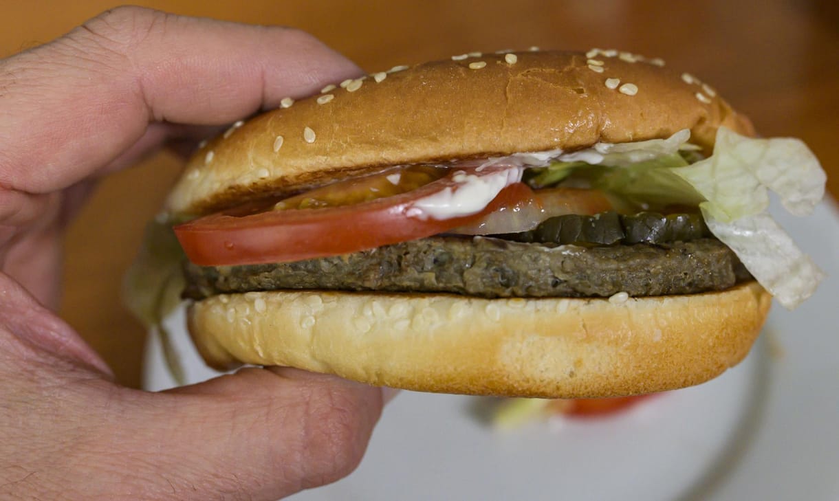 Azzal perelték be a Burger Kinget, hogy nem elég nagy a Whopperben a hús