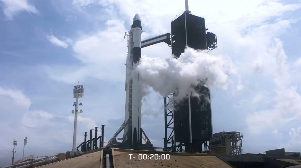 A SpaceX-et választotta az oroszok helyett a műholdas internetet kínáló brit cég