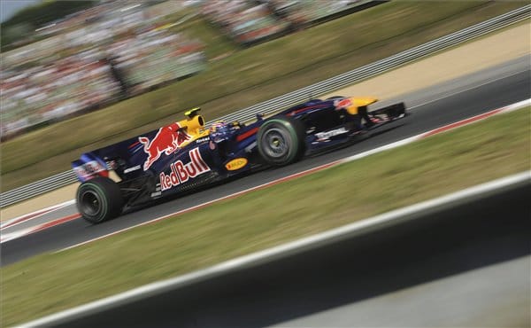 Boxutcai káosz, színházi előadás és Webber-győzelem a Hungaroringen