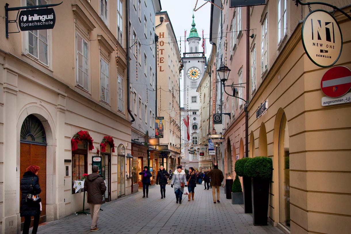 Lakást venne Ausztriában? Kösse föl a gatyáját