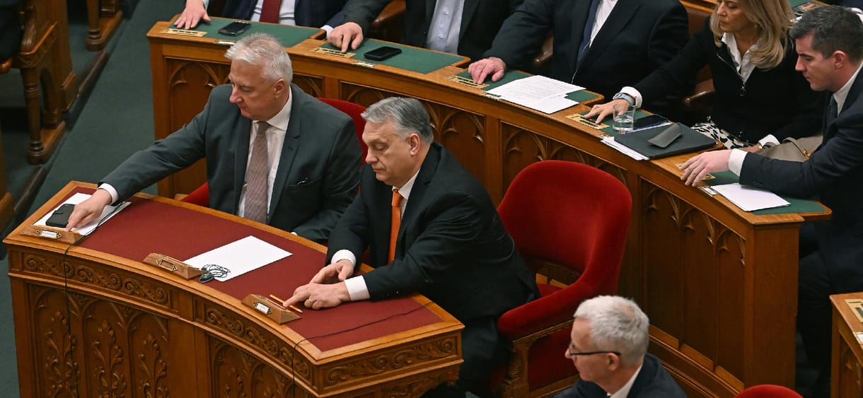 A már felajánlott 1 százalékot sem kapnák meg a szervezetek, akiket majd ezután vesznek a tiltólistára – így szigorítanák az „átláthatósági” törvényt