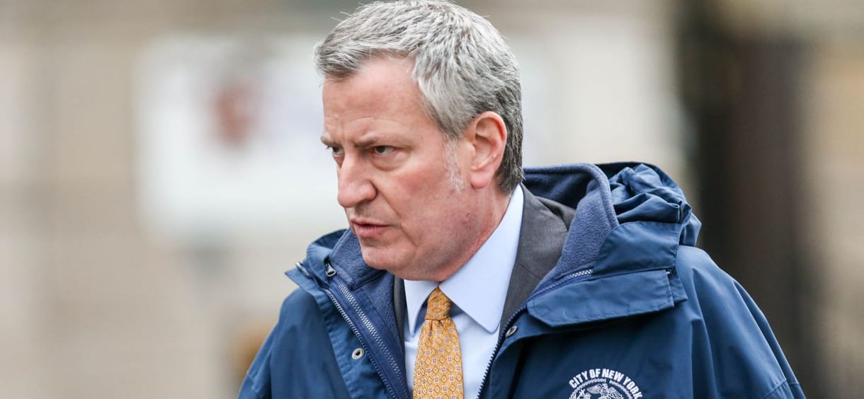 New Yorkban az összes dolgozónak kötelező lesz az oltás