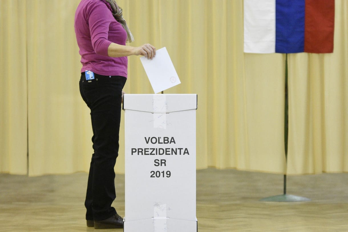 Megkezdődött a szavazás Szlovákiában