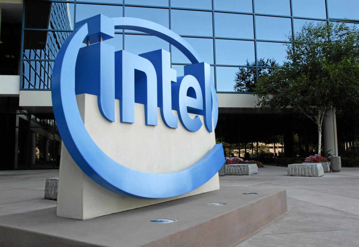 Rekordbevételről és -profitról számolt be az Intel