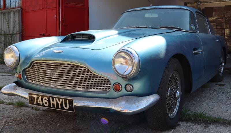 60 milliós veterán Aston Martin is van a NAV aukciós oldalán