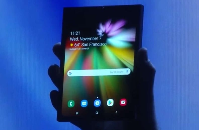 Pár nap és közelebbről is megmutatja összehajtható telefonját a Samsung
