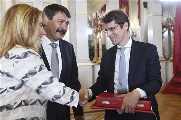 Roska Botond: 
