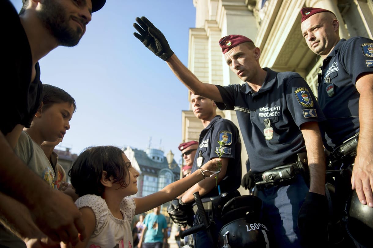 Polgárőröket küldenek a Keleti pályaudvarra a rendőrök mellé