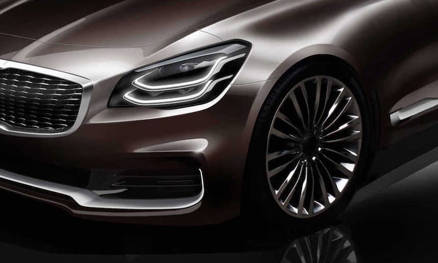 A Kia a 7-es BMW és az S-osztály babérjaira tör, szemrevaló luxusautó Koreából