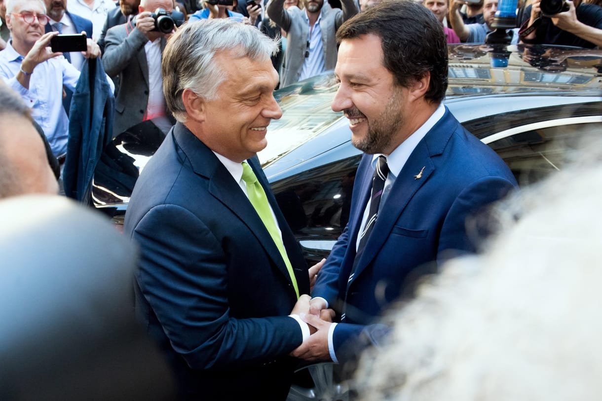 Orbán–Salvini-találkozó: Macron-ellenes tengelyről cikkeznek az olasz lapok