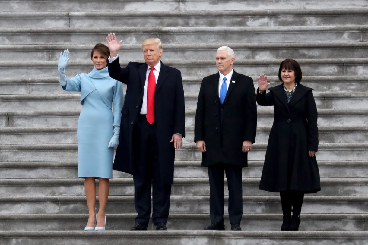 Mike Pence tagadja, hogy ő vezetné a Trump-kormányon belüli ellenállást