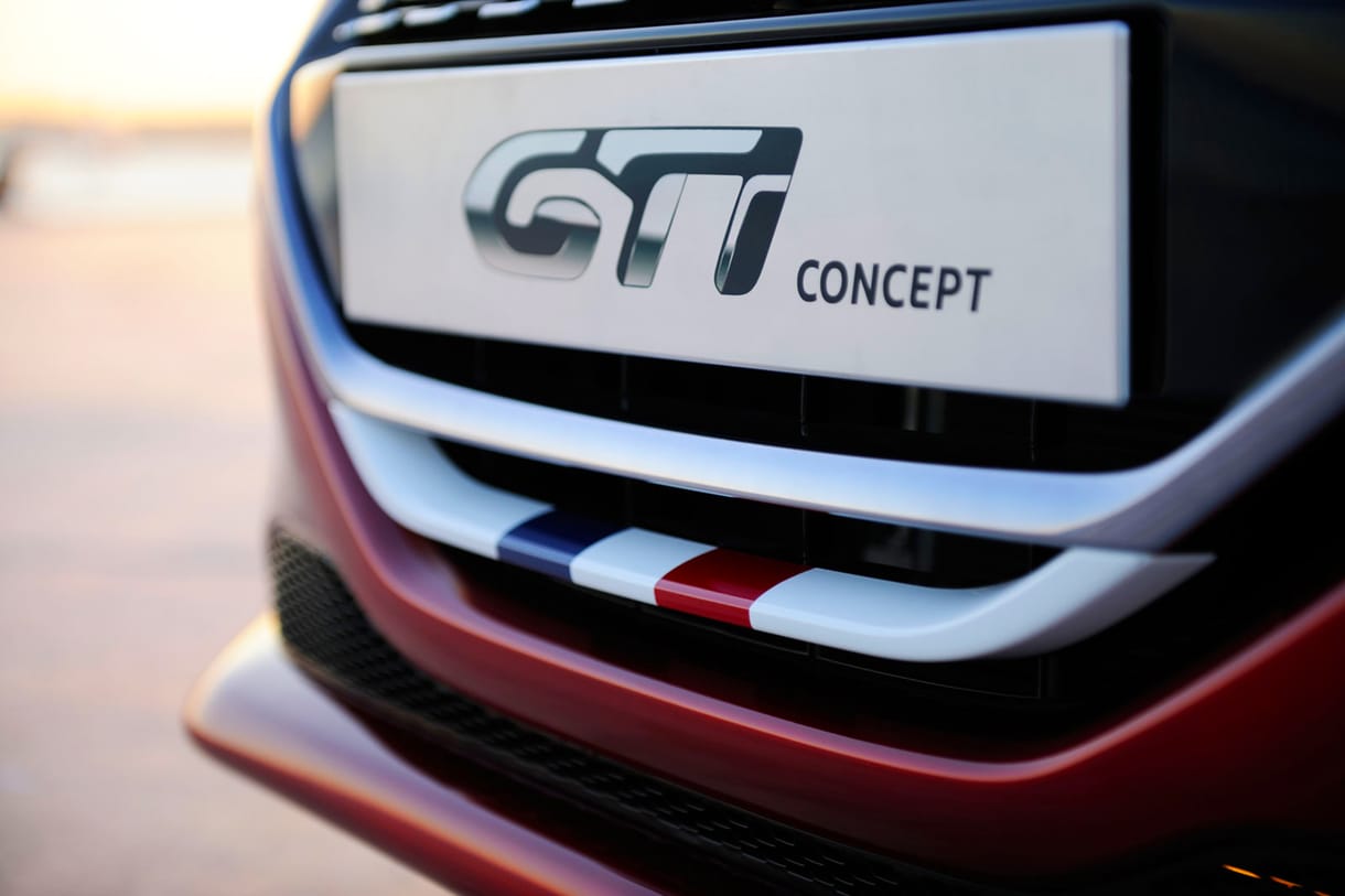 Villanyautóként élhet tovább a Peugeot GTi