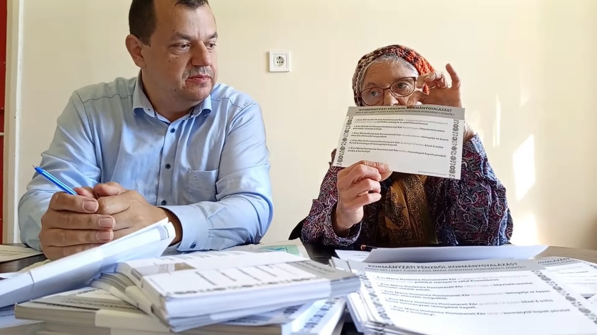 A szomszéd falu hagyományőrző civiljei elleni lejárató kampánnyal ünnepelte március 15-ét Magyarcsanád fideszes polgármestere