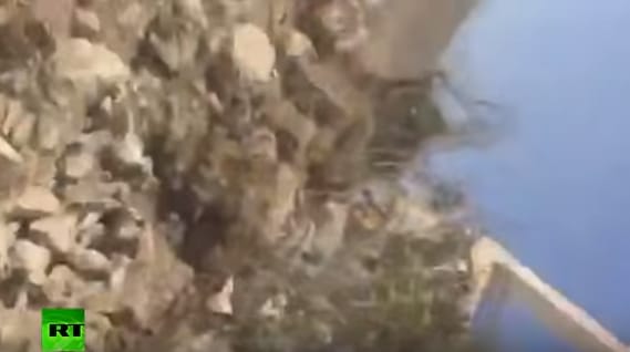 Drámai videó: találat érte az orosz tévéseket a török-szír határon