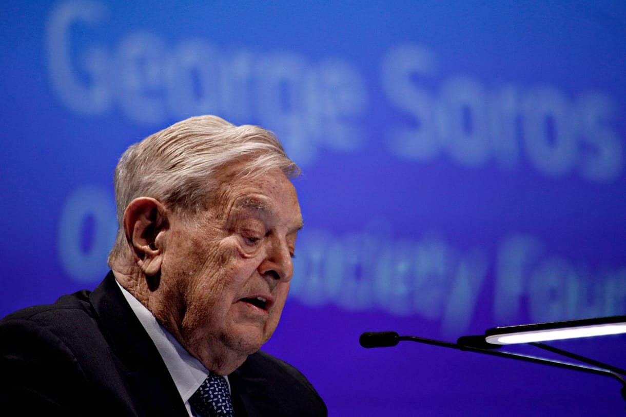 Soros György fia kockáztatni kezd a saját vagyonával