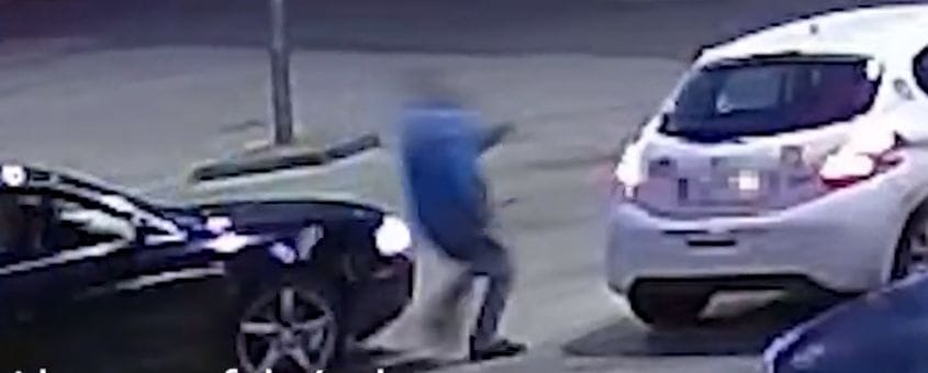 Késsel, vascsővel támadt riválisára egy féltékeny férfi Kecskeméten