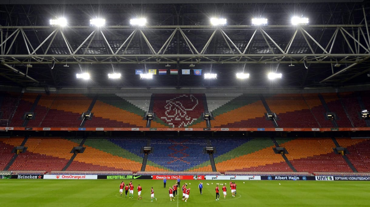 Hollandia-Magyarország: 8-1
