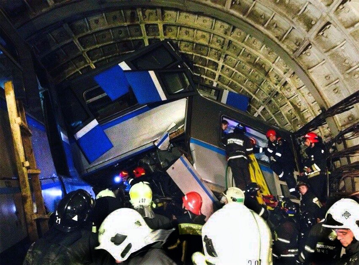 Váltókezelő okozhatta a moszkvai metróbalesetet
