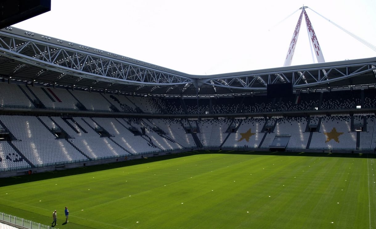 Szinte a pályán ülhetnek az új Juve-stadion nézői